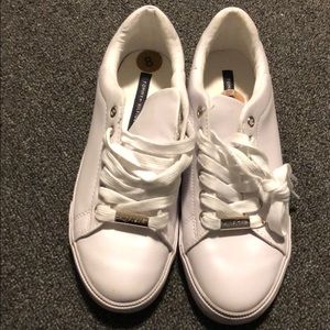 Tommy Hilfiger Women’s lace up Sneakers